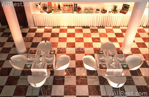 Majestic Hotel 8